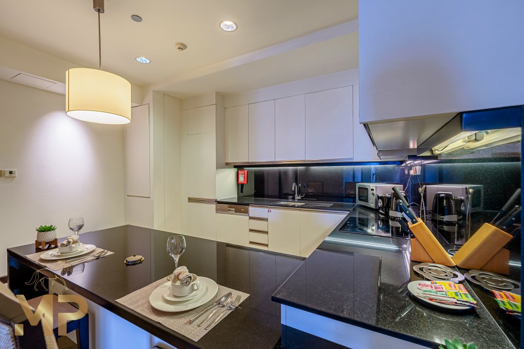 Дубай: Апартаменты Marco Polo Magnificent 1BR at Address Dubai Marina With Pool