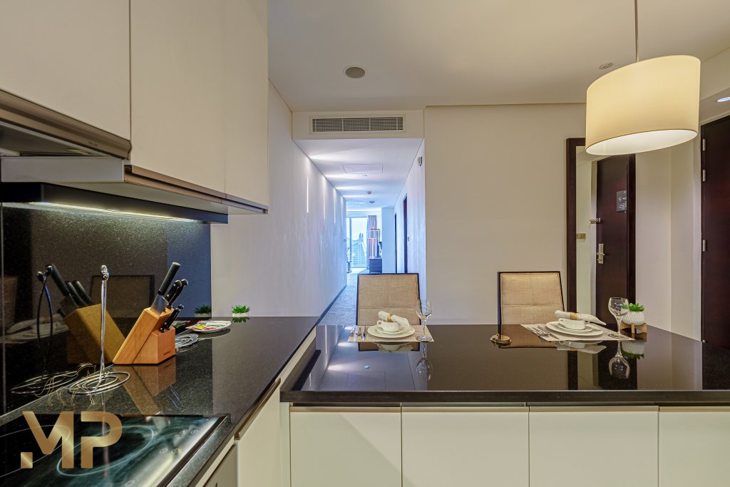Дубай: Апартаменты Marco Polo Magnificent 1BR at Address Dubai Marina With Pool