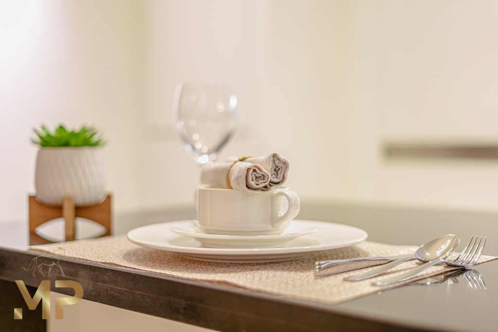 Дубай: Апартаменты Marco Polo Magnificent 1BR at Address Dubai Marina With Pool