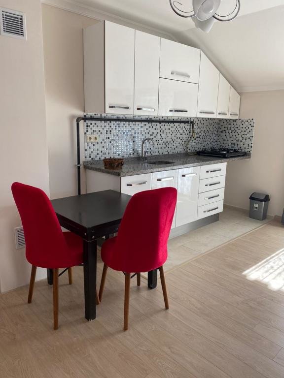 Сайл: Assortie Luxury Apartments