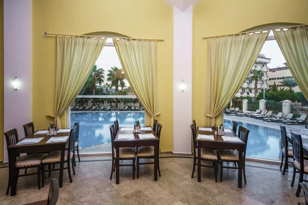 Кемер: Larissa Inn Hotel