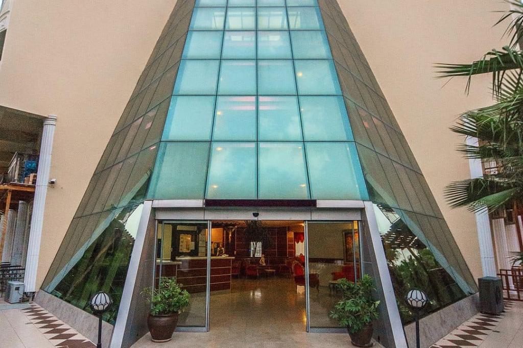 Кемер: Larissa Inn Hotel