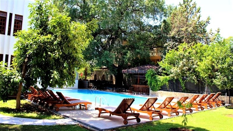 Кемер: Meşe Otel