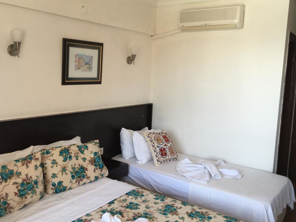 Кучуккую: Kucukkuyu Gumus Otel