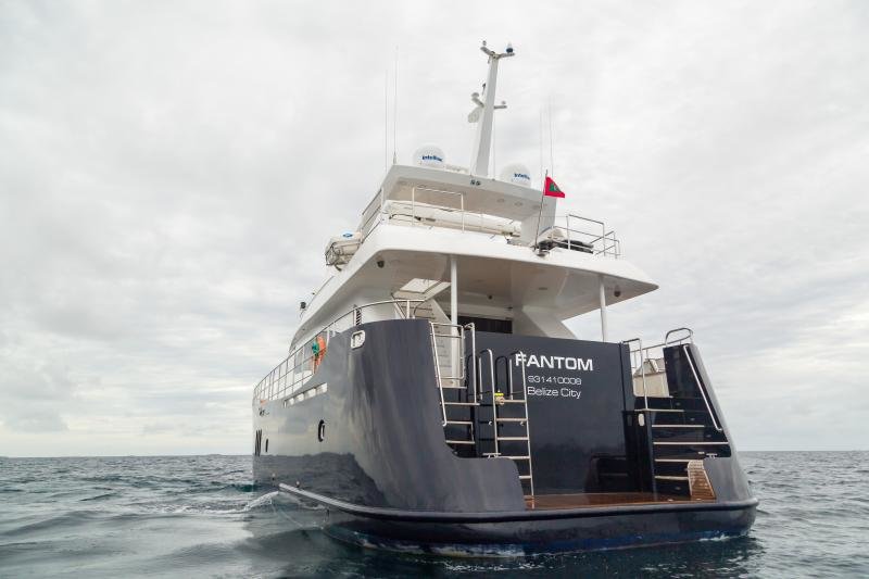 Северный атолл Мале: Fantom Luxury Yacht