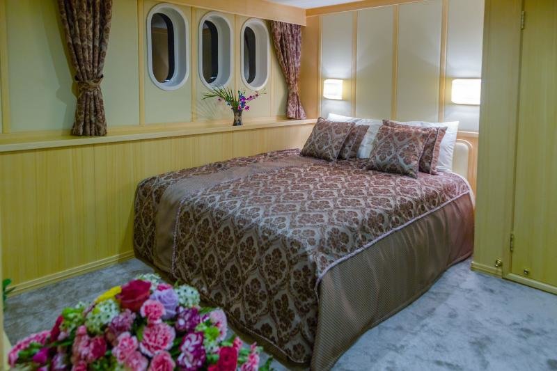 Северный атолл Мале: Fantom Luxury Yacht