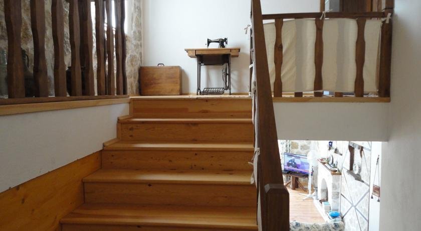 Исламлар: Villa Taşev