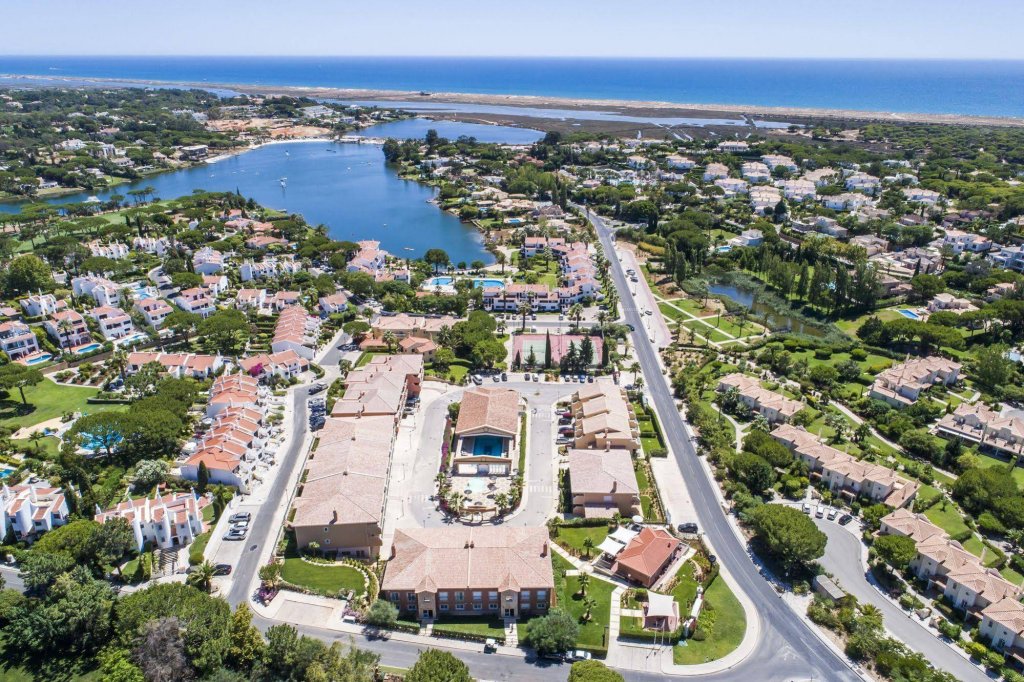 Бодрум: Lakeside Country Club