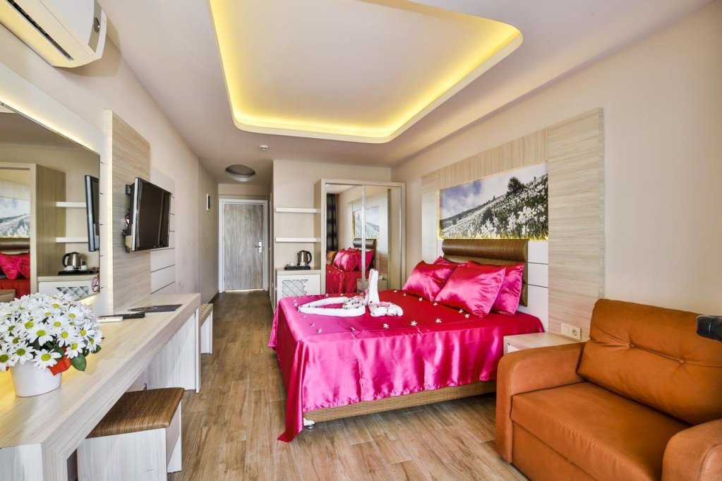 Аланья: Opia Hotel