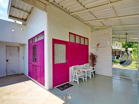 Банрай: Sentang at Love Resort