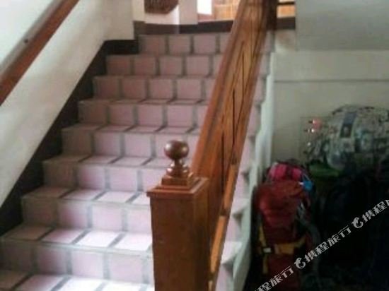Чиангмай: Cnx Ban Wieng Guesthouse And Apartment