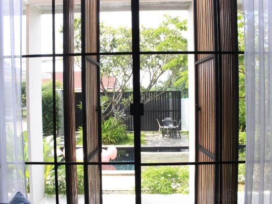 Ханг Донг: Chiangmai Four-bedroom  flowers villa 2