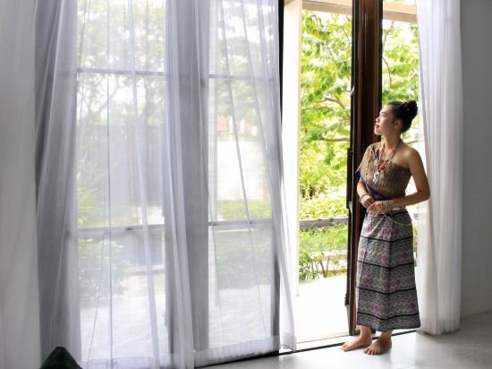 Ханг Донг: Chiangmai Four-bedroom  flowers villa 2