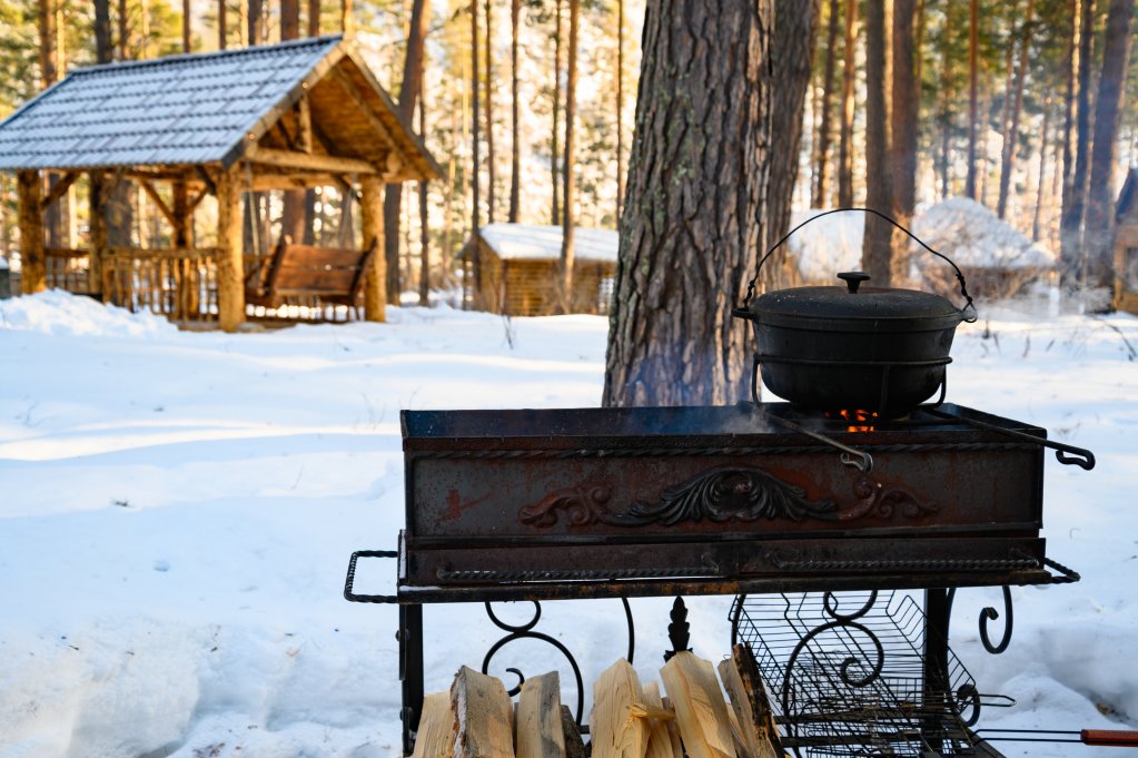 Манжерок: Tayozhnyy Ugol Holiday park