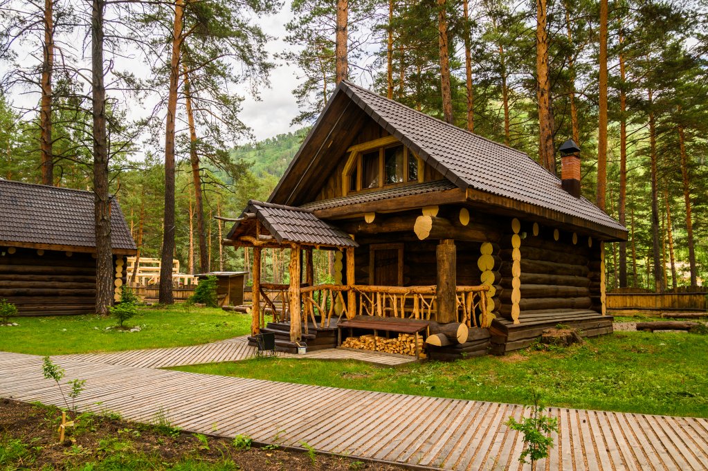 Манжерок: Tayozhnyy Ugol Holiday park