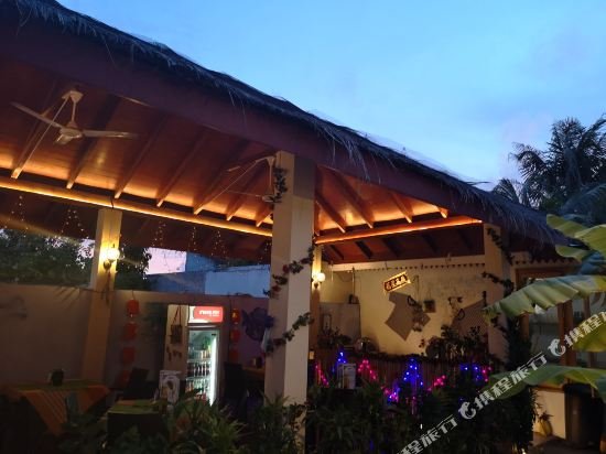 Тулусду: Silk Retreats Thulusdhoo Guest House