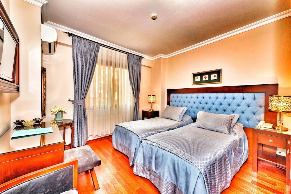 Стамбул: Daphne Hotel