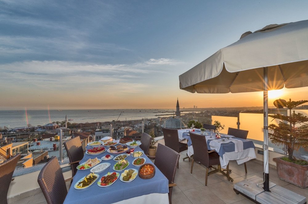 Стамбул: Daphne Hotel