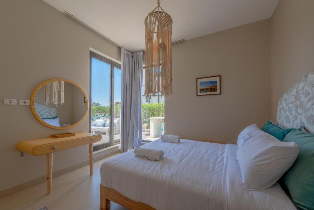 La Casa de Playa Tawila on Island 4BR Private with Heated Pool — фото 4