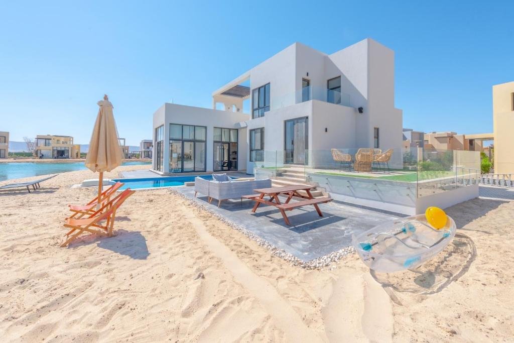 Long Island Gouna 5br Tawila Beach House & Pool — фото 3