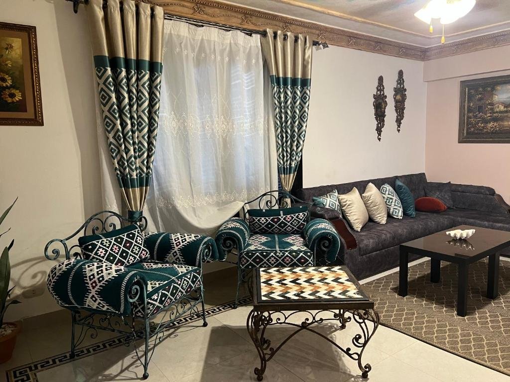 Эль-Аламейн: Lazorde bay sea front chalet first row with garden سيدي عبد الرحمن الساحل الشمالي لازرودي باي
