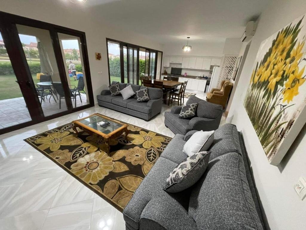 Эль-Аламейн: Luxury Marassi Beach House Perfect for Families