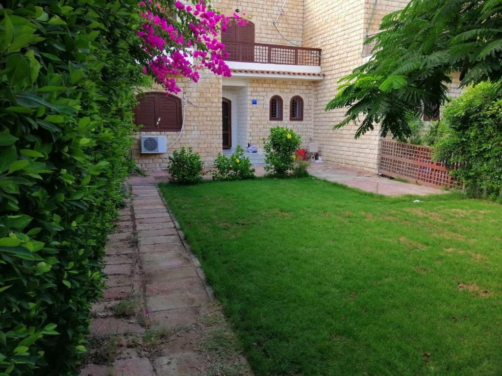 Эль-Аламейн: Marina Villa on Island 2-White Beach مارينا فيلا فى جزيره 2 - صف اول بمرسى خاص على البحيره وبجوار شاطىء