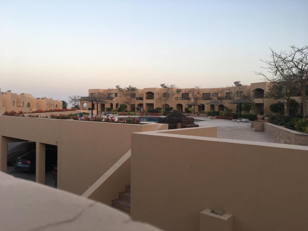 Sea View One Bedroom in Hurghada - H105 — фото 3