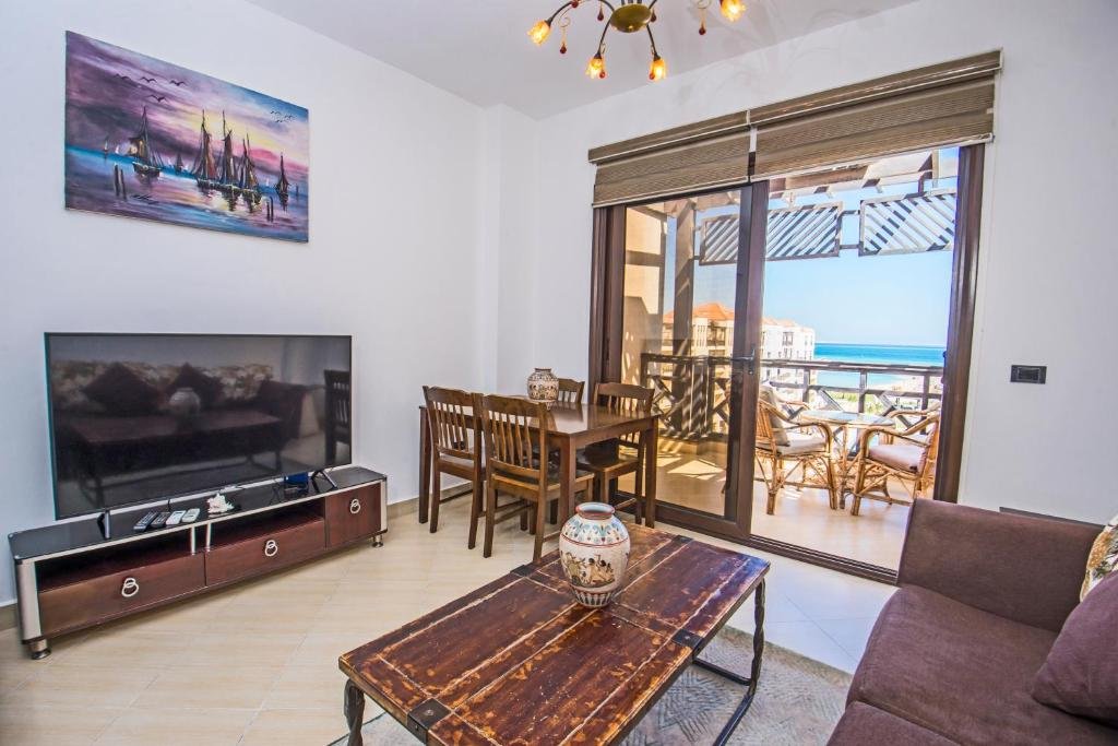 Premium sea view 2 bedrooms 2 bathrooms apartment located within Gravity Hotel & Aquapark Hurghada — фото 3