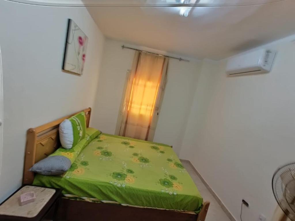 Эль-Аламейн: Lovely 2 Bedroom Home Vacation on North Coast beside Alalmin towers