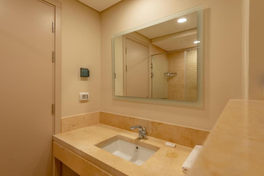 Эль-Гуна: Mangroovy 3BR Apartment Private Beach & Pool View