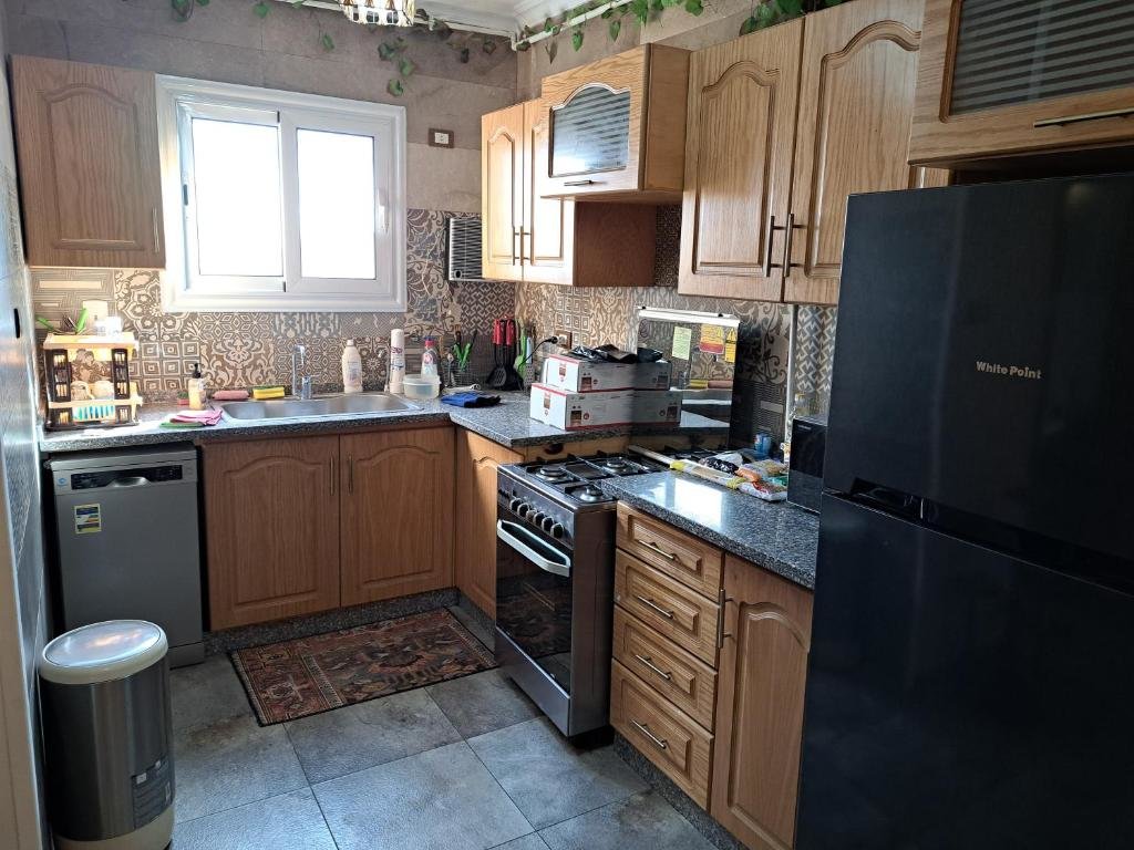 Каир: Three bedrooms apartment Nile view maadi