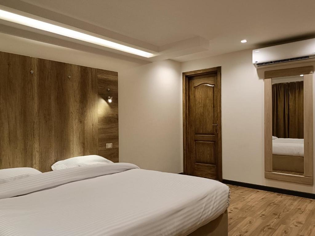 Каир: Sheraton Ocean 506
