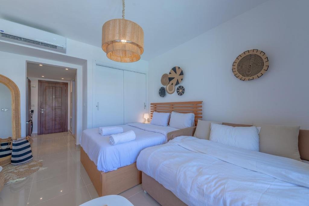 Эль-Гуна: Boho-Chic Studio Apartment in G-Cribs, Pool View