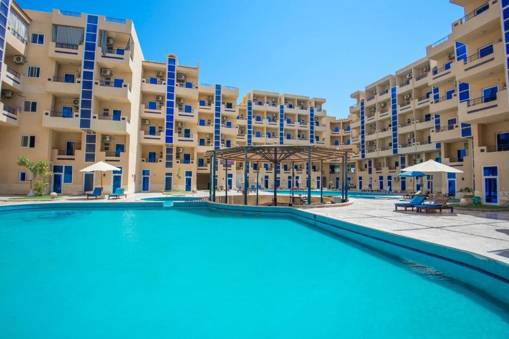 Poolside With Patio Near El Gouna - 2 x Large Pools & Kitchen - European Standards - Tiba Resort P4 — фото 4
