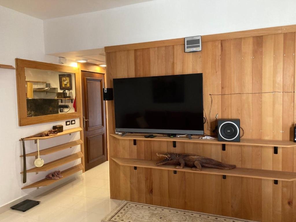 Diar el Rabwa Stylish Apartment with Free Wifi and Private Balcony — фото 1