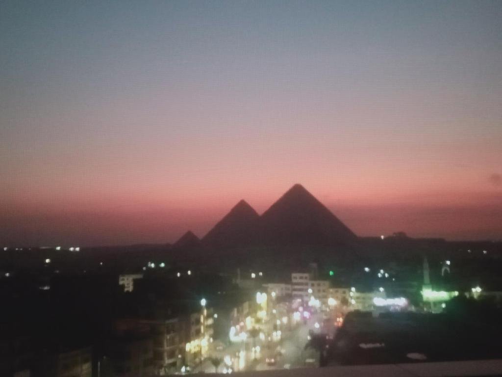 Гиза: pyramids view suite/vista piramidi