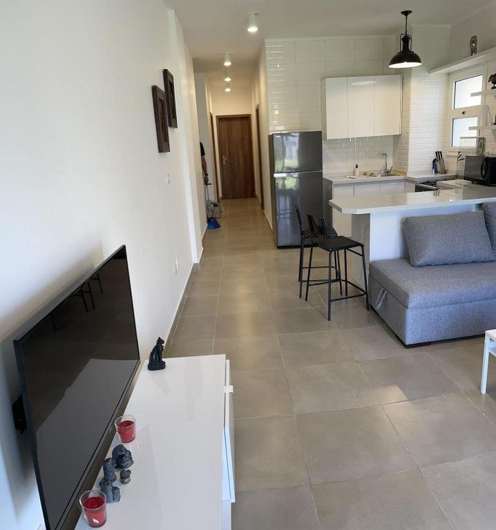 Вади-Дельга: 2 bedroom Chalet with garden for rent at Amwaj north cost