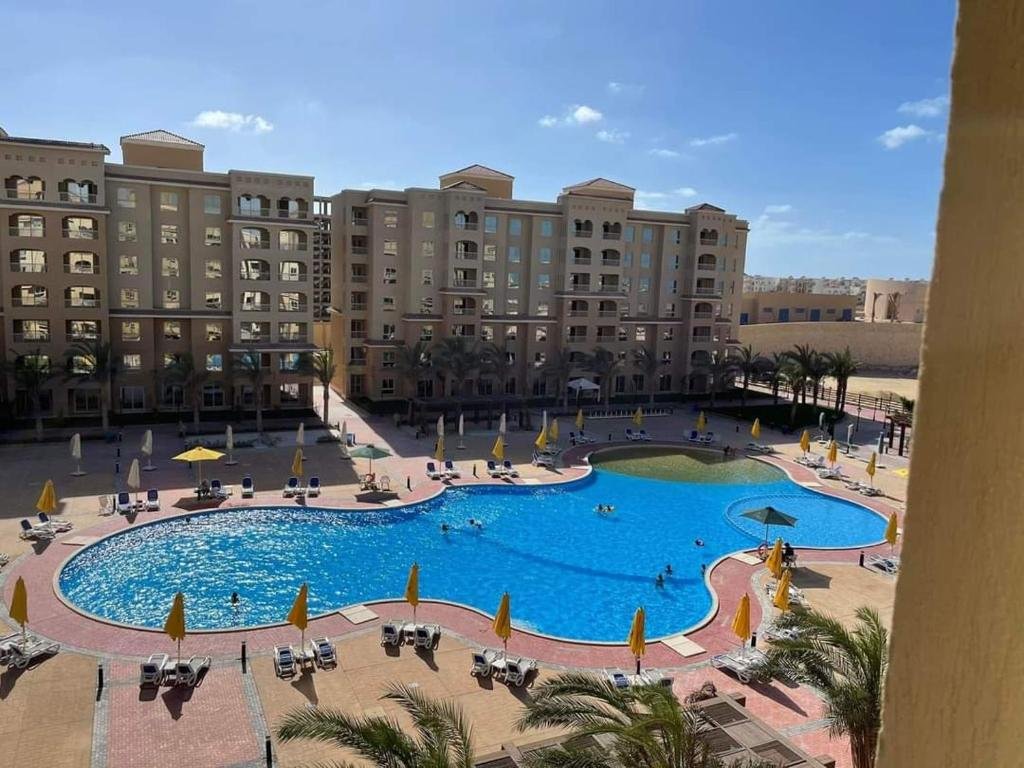 Эль-Аламейн: اكوا فيو الساحل الشمالى - مصريين فقط