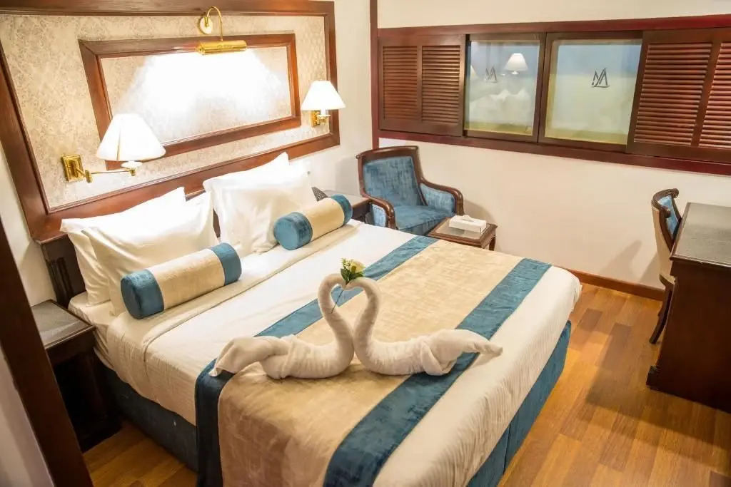 Луксор: Champollion II 5 Stars Nile cruise