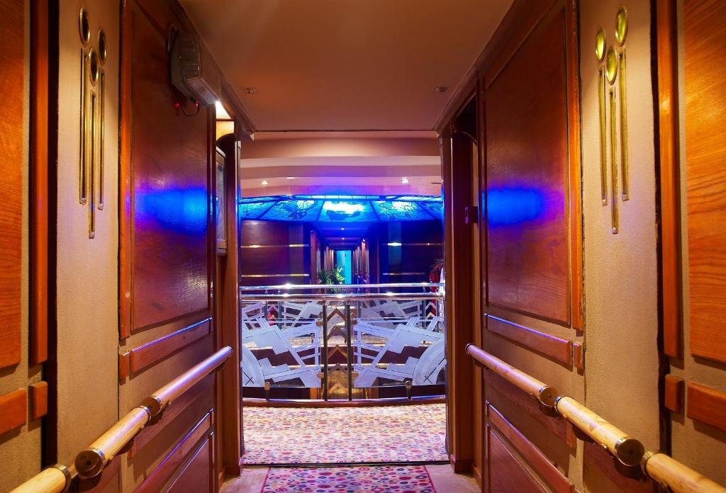 Луксор: Nile Carnival Cruise 4nt Lxr Thursday 3nt Asw Monday