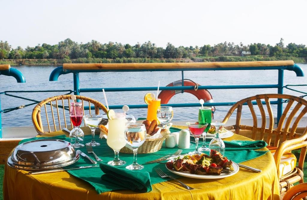 Луксор: Nile Carnival Cruise 4nt Lxr Thursday 3nt Asw Monday
