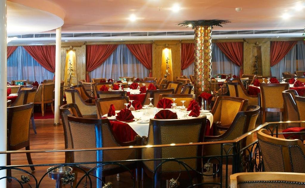 Луксор: Nile Carnival Cruise 4nt Lxr Thursday 3nt Asw Monday