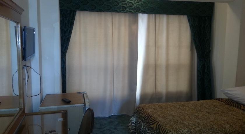 Александрия: Cleopatra Hotel Alexandria