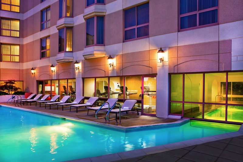 Масаллы: Sheraton Suites Country Club Plaza