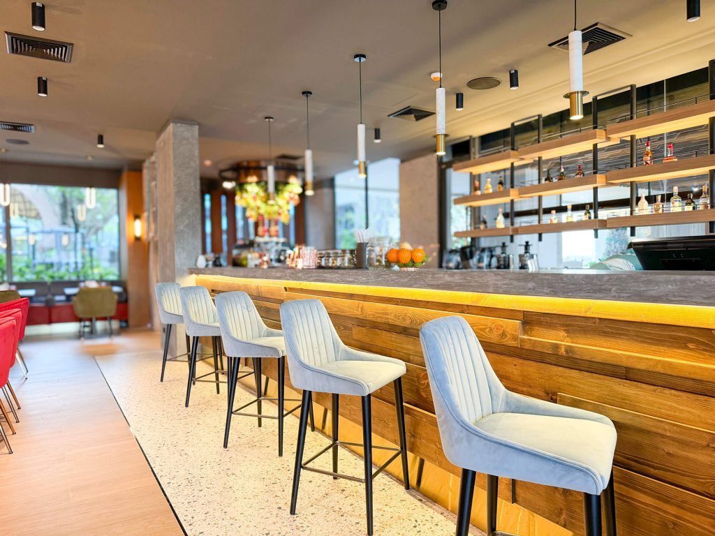 Тхаланг: Отель La Green Hotel & Residence