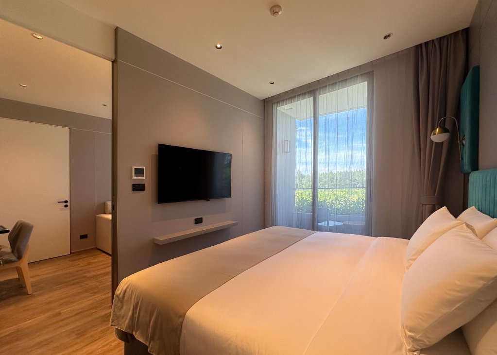 Тхаланг: Отель La Green Hotel & Residence