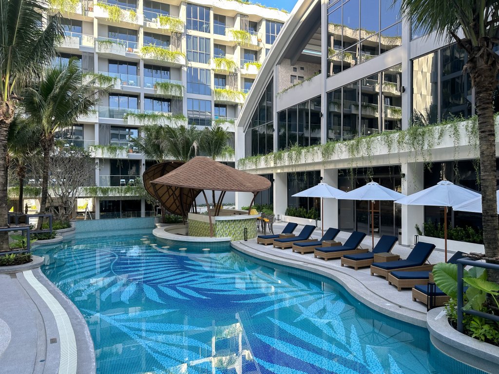 Тхаланг: Отель La Green Hotel & Residence