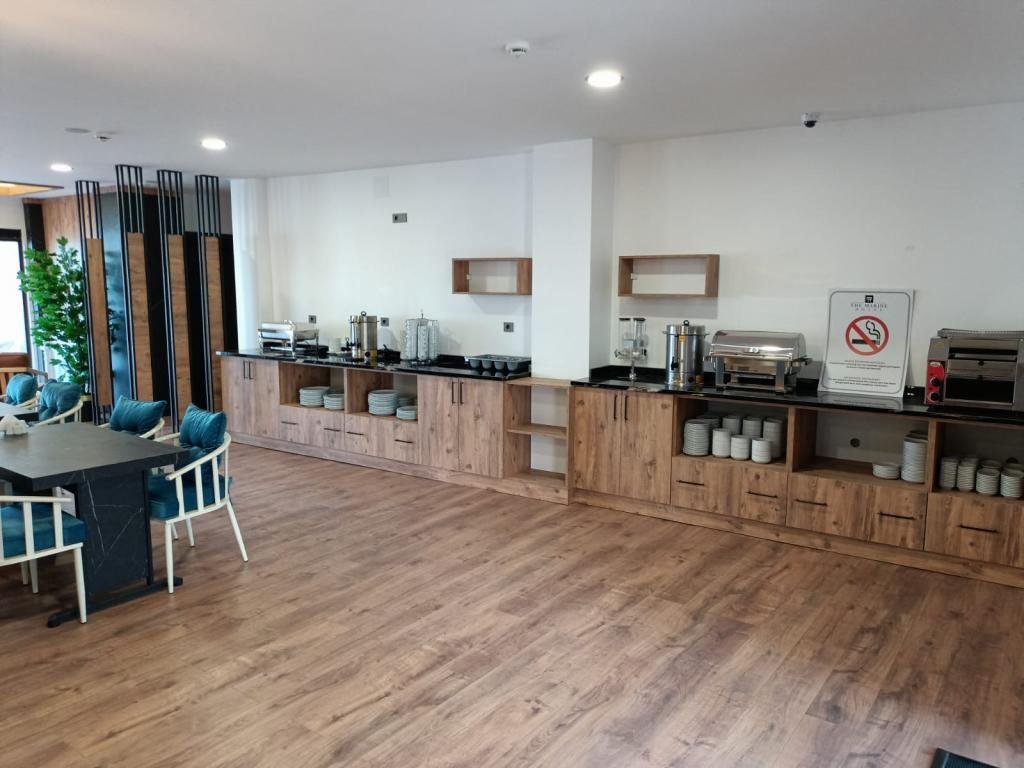 Арсин: The Marine Hotel Trabzon