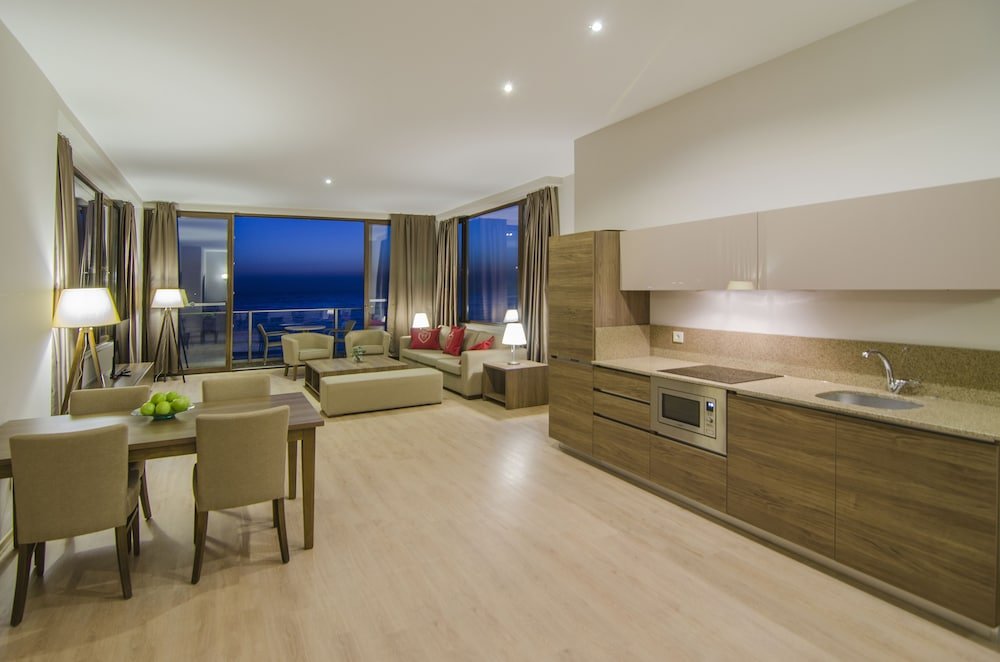 Кушадасы: Ladies Beach Suite Hotel